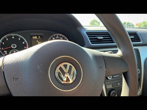 2013 Volkswagen Passat