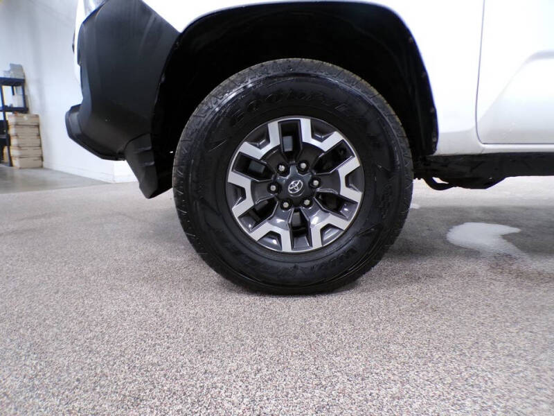 2020 Toyota Tacoma SR