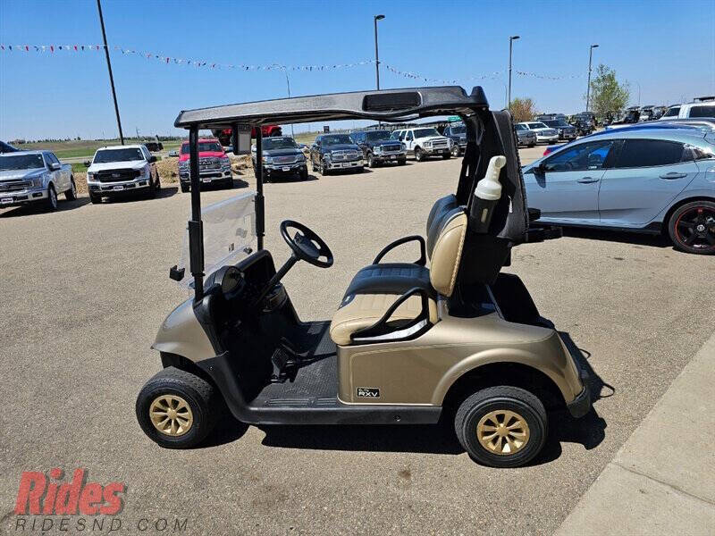 2020 E-Z-GO RXV ELiTE