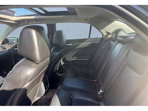 2018 Chrysler 300 Touring L