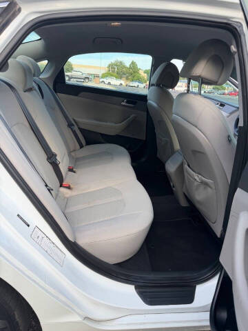 2016 Hyundai Sonata SE