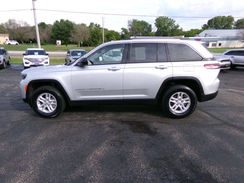 2023 Jeep Grand Cherokee Laredo