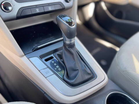 2018 Hyundai Elantra