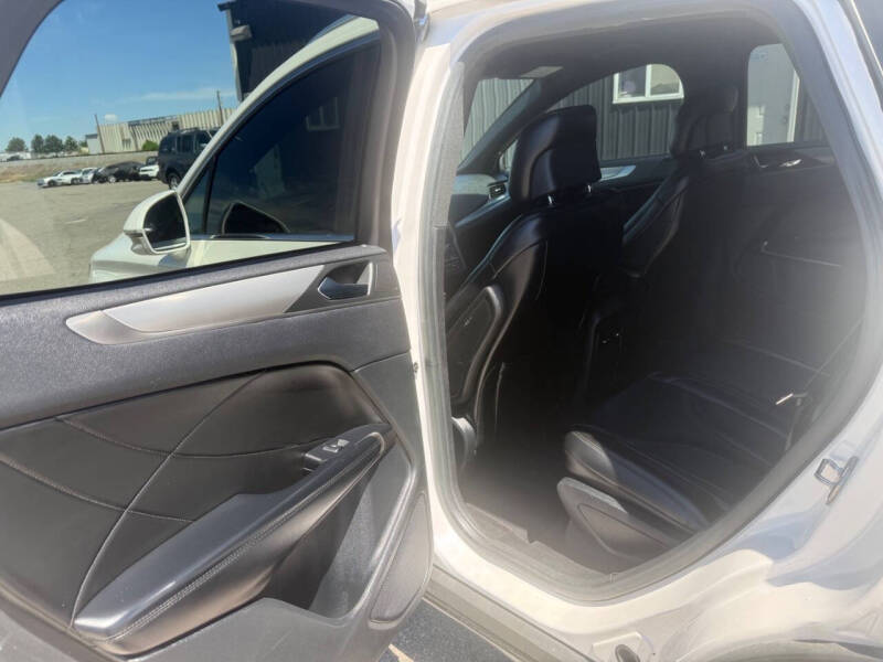 2017 Lincoln MKC Select