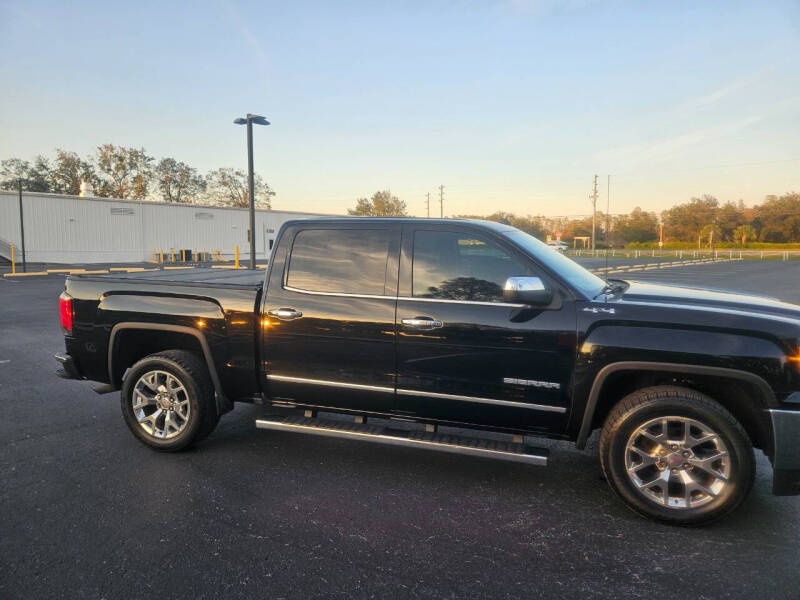 2017 GMC Sierra 1500 SLT photo 14