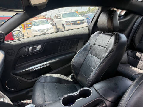 2020 Ford Mustang EcoBoost Premium