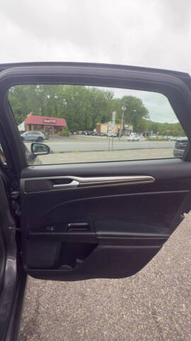 2019 Ford Fusion SEL