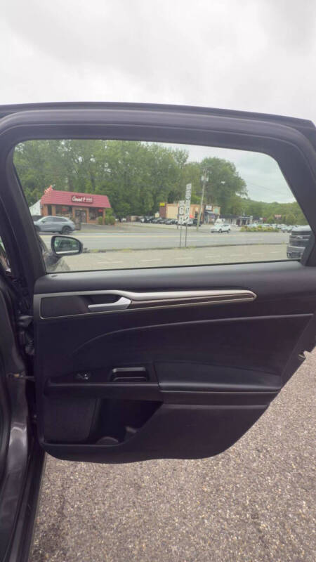 2019 Ford Fusion SEL