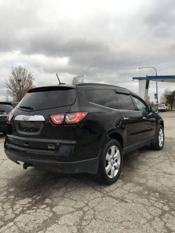 2017 Chevrolet Traverse LT