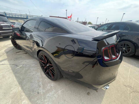 2013 Ford Mustang V6 Premium