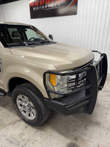 2017 Ford F-350 Super Duty Lariat