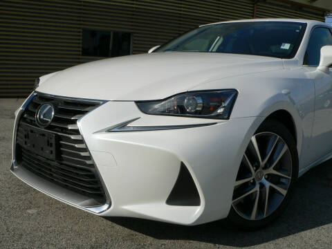2018 Lexus IS 300