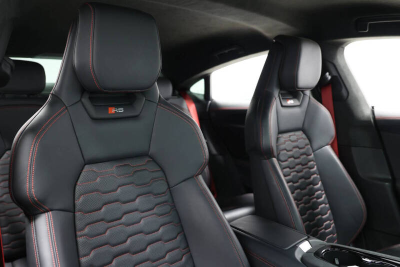 2022 Audi RS e-tron GT quattro