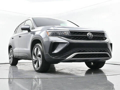 2024 Volkswagen Taos SE 4Motion