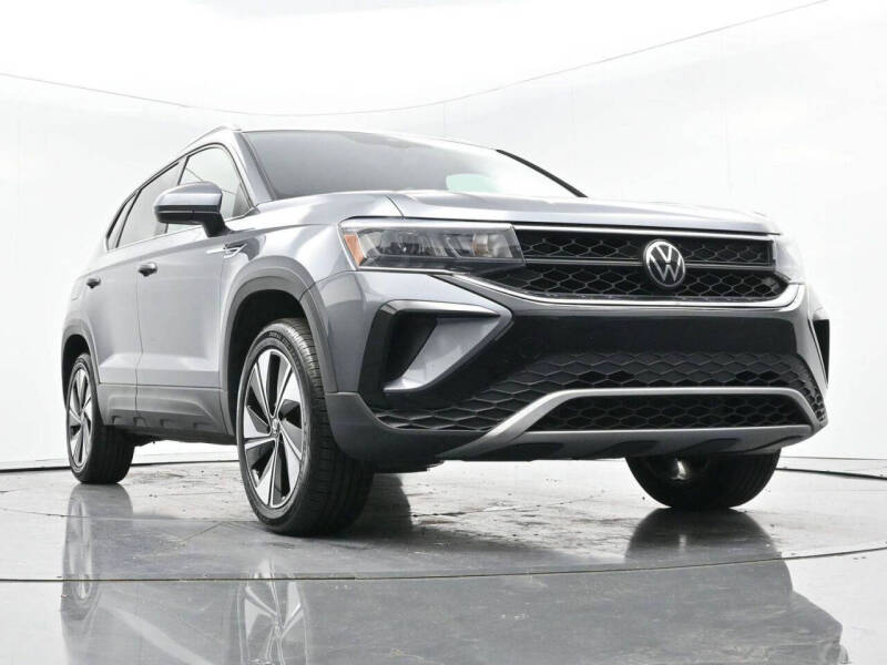 2024 Volkswagen Taos SE 4Motion