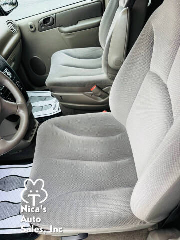 2003 Dodge Caravan SE