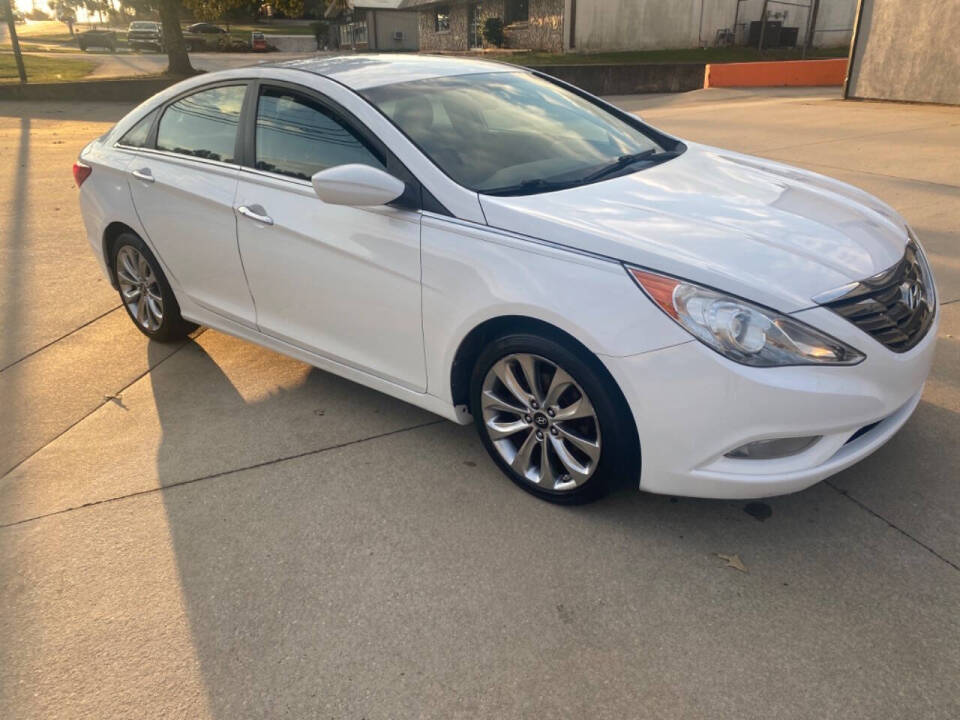 2011 Hyundai SONATA for sale at DIVISION 1 AUTO BROKERS in Morrow, GA