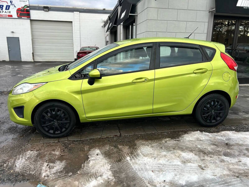 2011 Ford Fiesta SE