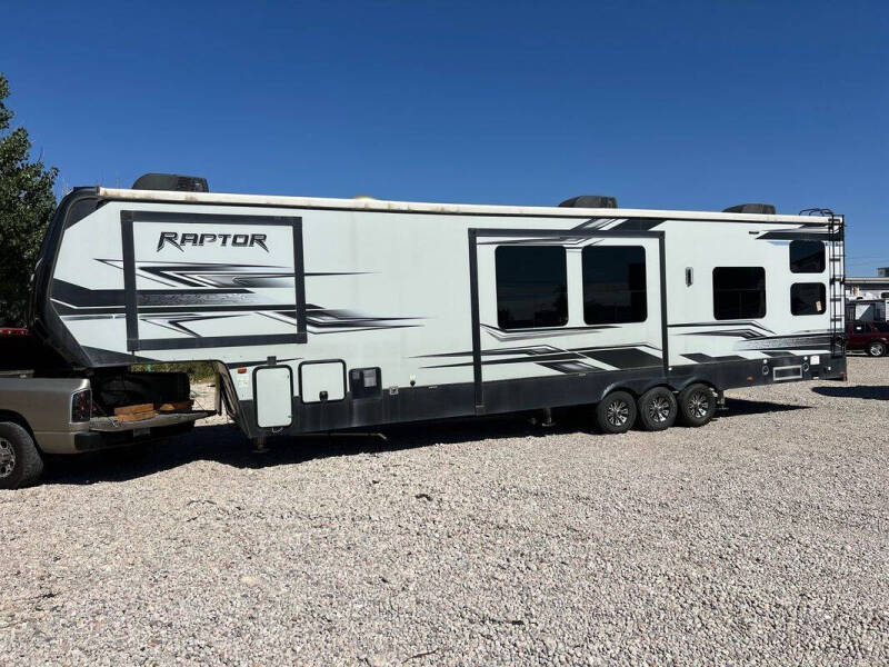 2018 Keystone RV Raptor