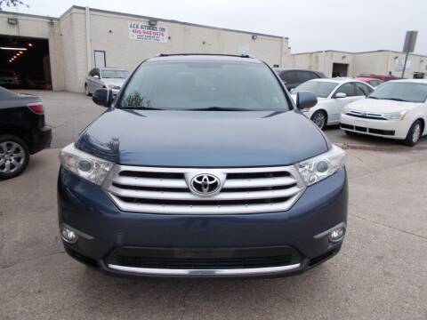 2013 Toyota Highlander for sale at ACH AutoHaus in Dallas TX