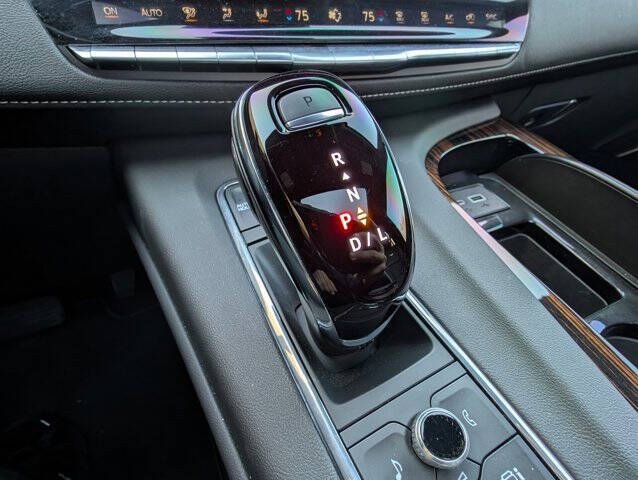 2023 Cadillac Escalade Premium Luxury