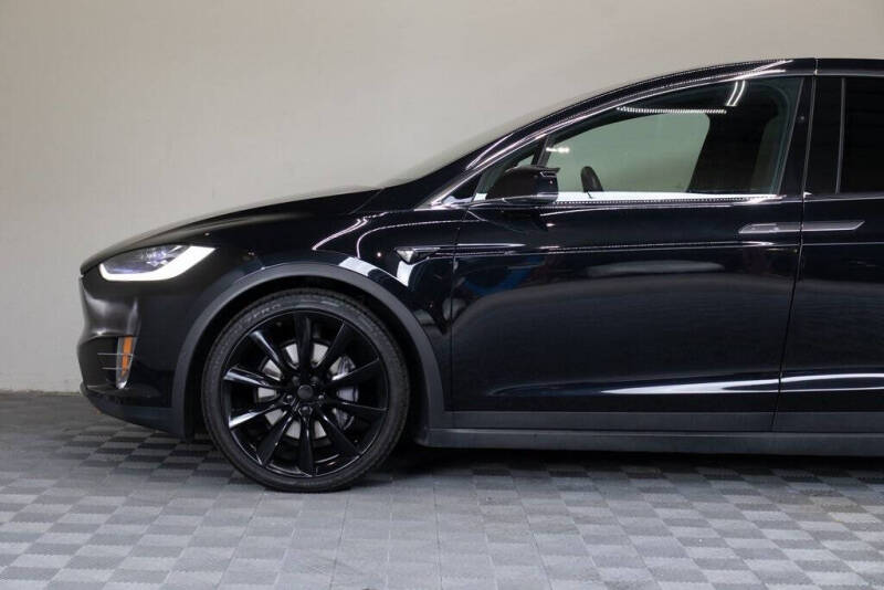 2017 Tesla Model X 90D