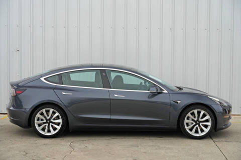 2020 Tesla Model 3 Standard Range Plus