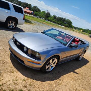 2006 Ford Mustang for sale at Hartline Family Auto in New Boston TX
