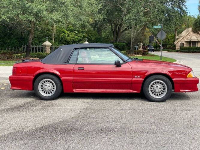 1988 Ford Mustang GT