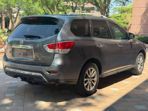 2016 Nissan Pathfinder SV