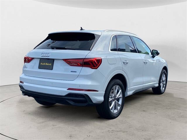 2025 Audi Q3 quattro S line Prem Plus 45 TFSI