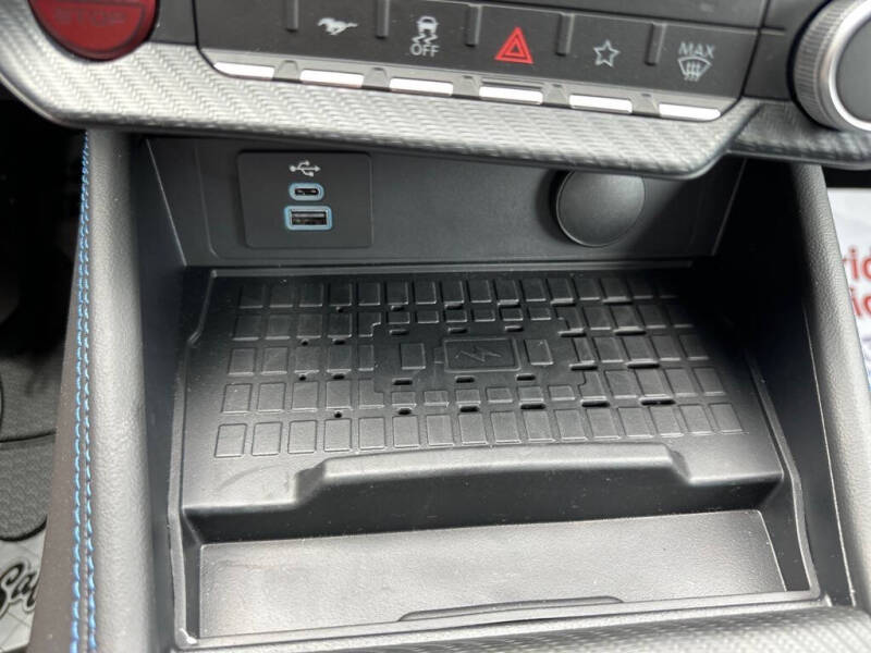 2024 Ford Mustang Dark Horse