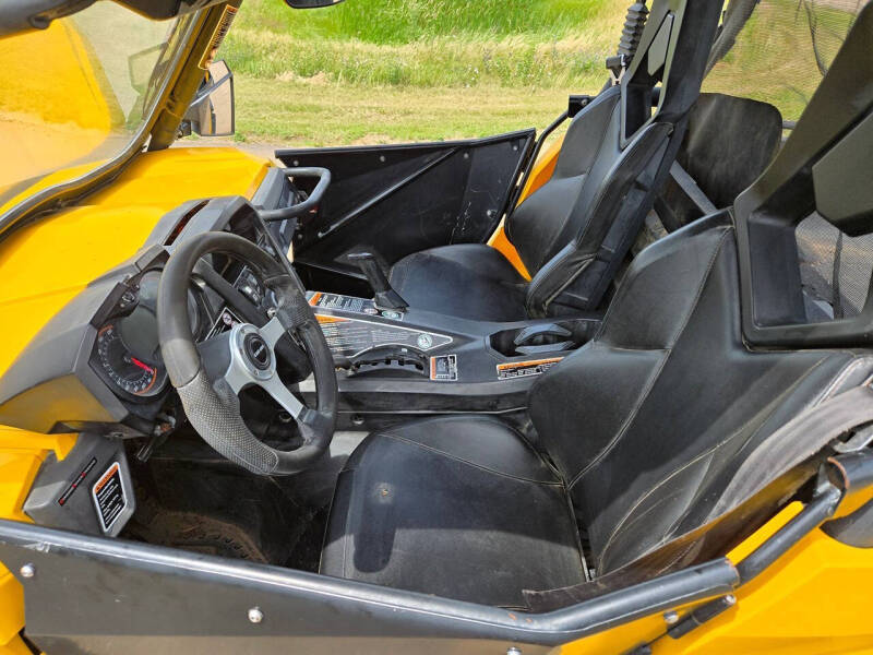2013 Can-Am Commander XT 1000