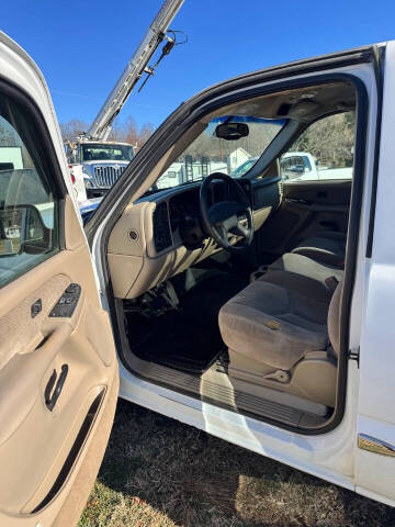 2003 GMC Sierra 1500 Work Truck