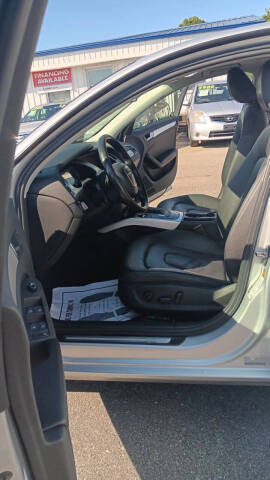 2011 Audi A4 2.0T quattro Premium