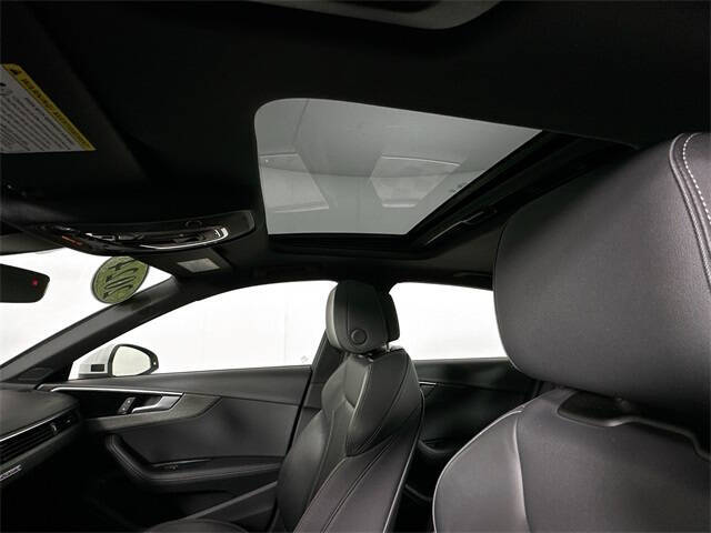 2024 Audi A4 quattro S line Prem Plus 45 TFSI