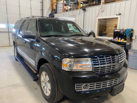 2011 Lincoln Navigator L
