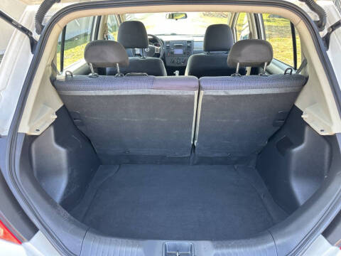 2010 Nissan Versa 1.8 S