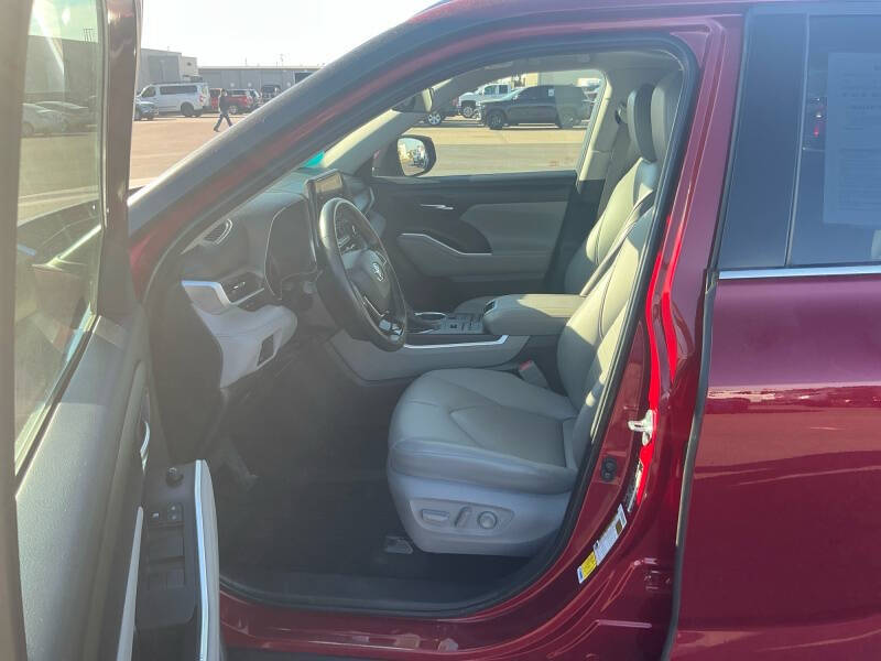 2020 Toyota Highlander XLE