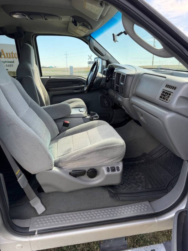 2004 Ford Excursion XLT