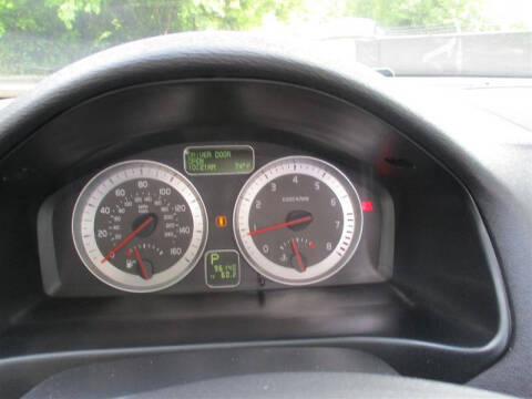 2011 Volvo C70 T5