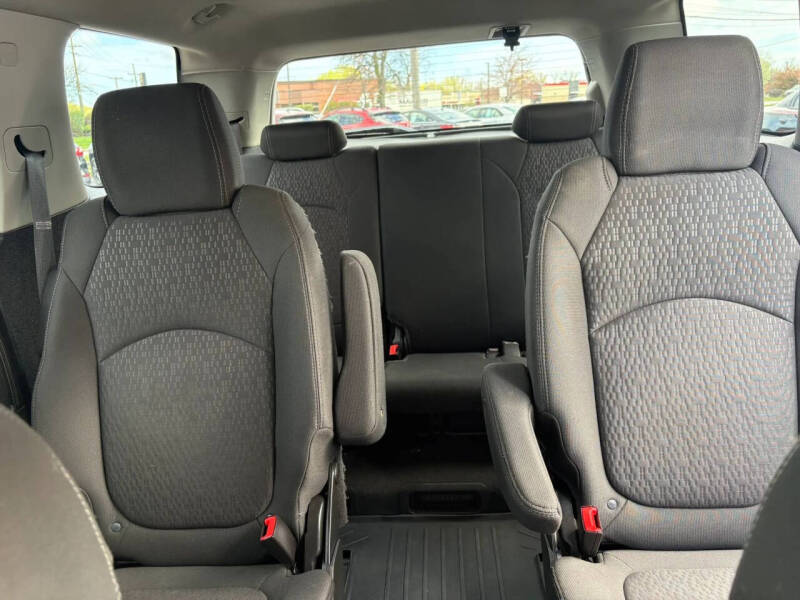 2014 GMC Acadia SLE-2
