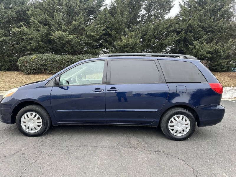 2006 Toyota Sienna LE 7 Passenger