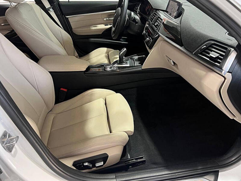 2018 BMW 3 Series 330i