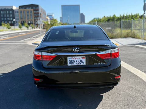2013 Lexus ES 300h