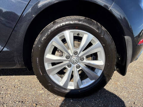 2020 Volkswagen Golf TSI