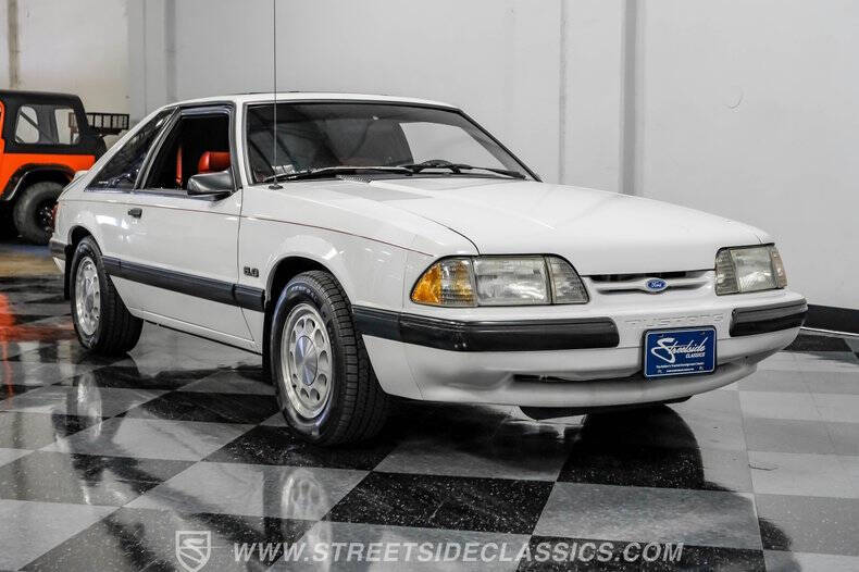 1990 Ford Mustang LX 5.0