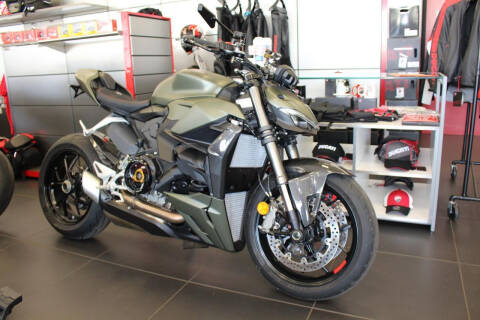 2022 Ducati Streetfighter for sale at Peninsula Motor Vehicle Group in Oakville NY