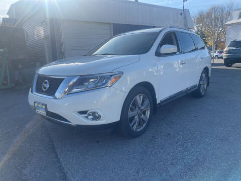 2013 Nissan Pathfinder for sale at Worldwide Auto Sales in Fall River MA