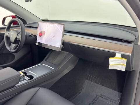 2024 Tesla Model Y Performance